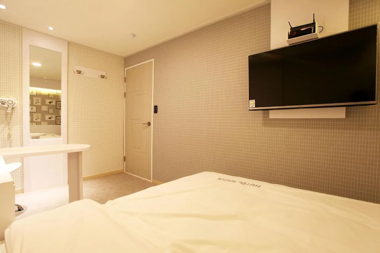 Shine Hotel Seul