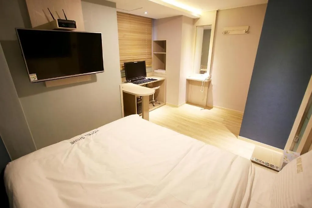 Shine Hotel Seul 2*,  Korea Południowa